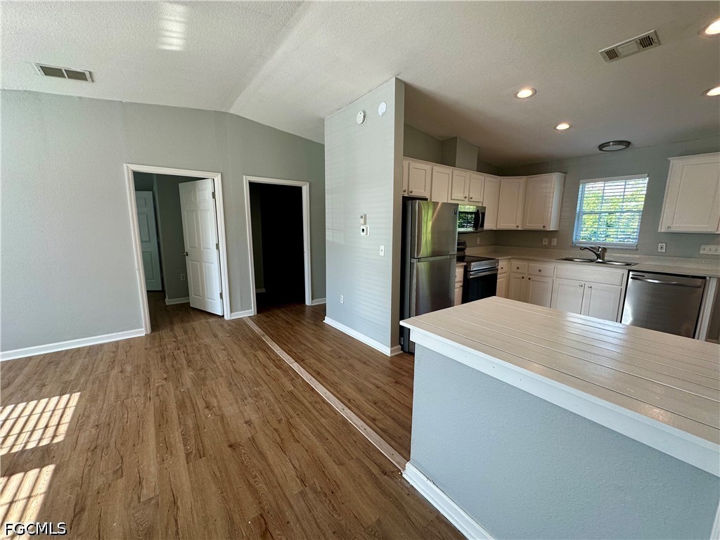 5527 Judith Road Bokeelia, FL 33922 - Photo 4 of 25