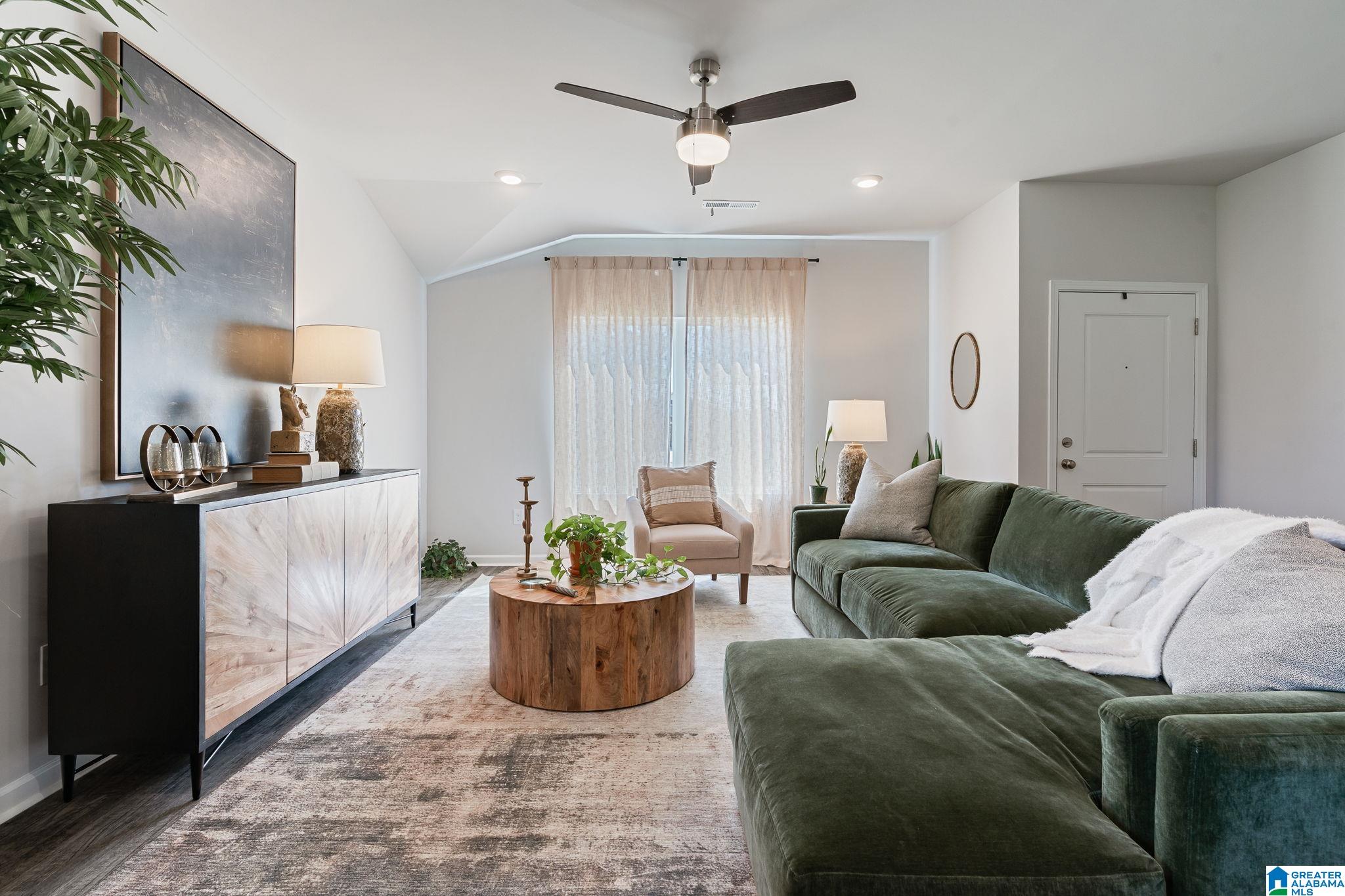 105 Trophy Loop Lincoln, AL 35096 - Photo 2 of 26