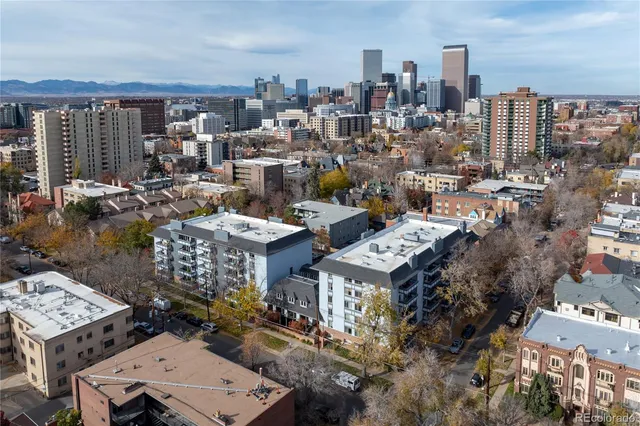 a car parked in front of a building