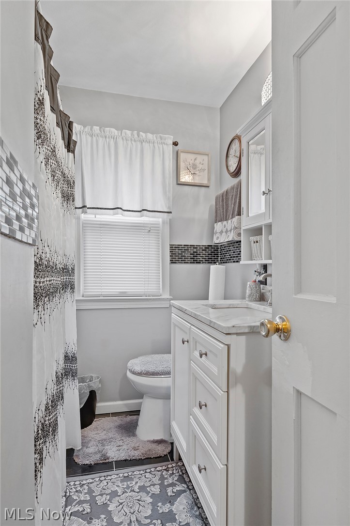 19614 Libby Road Maple Heights, OH 44137 - Photo 11 of 26 Gallery Image 11
