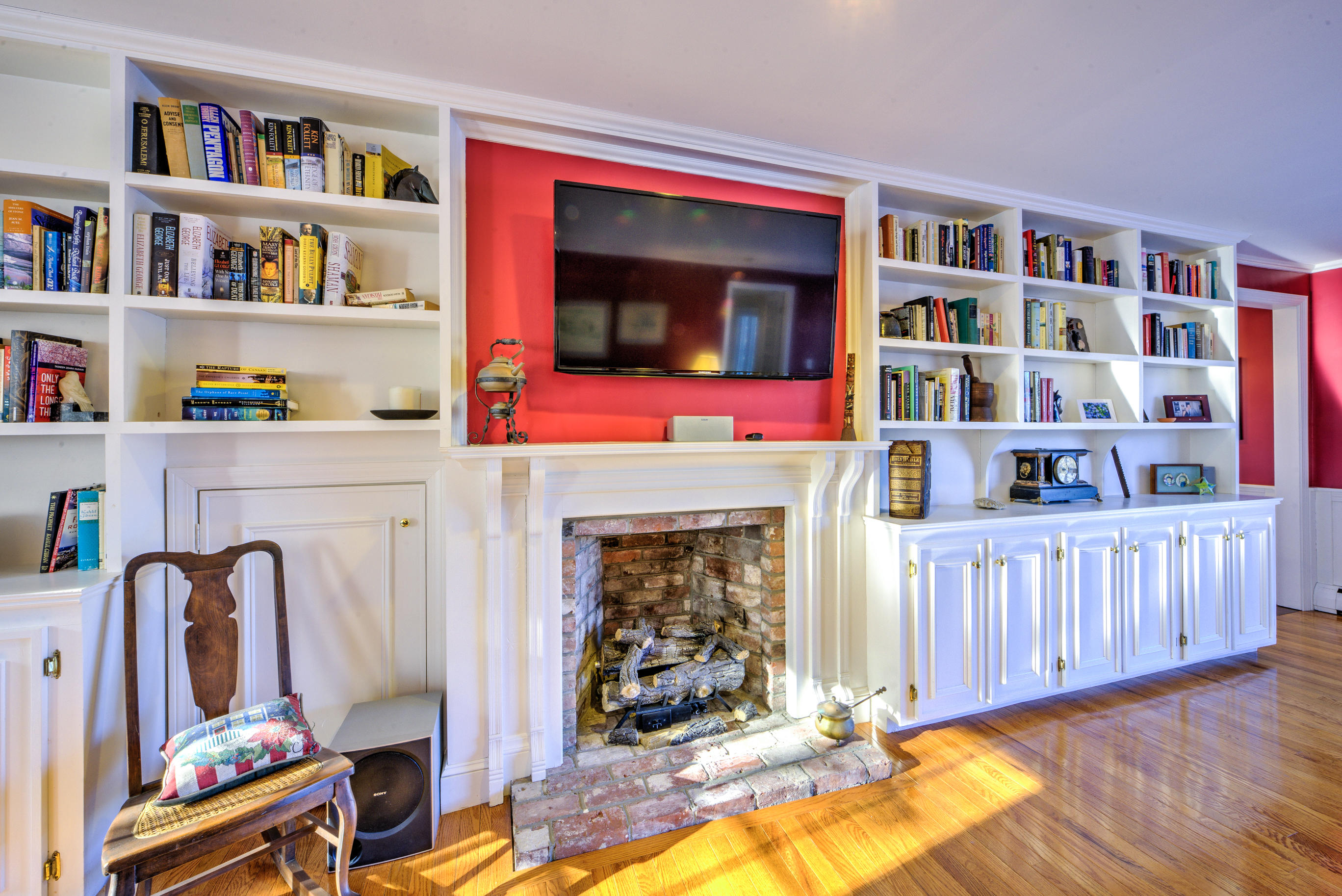 558 Lumbert Mill Road Centerville, MA 02632 - Photo 16 of 33 LR Fireplace and built ins