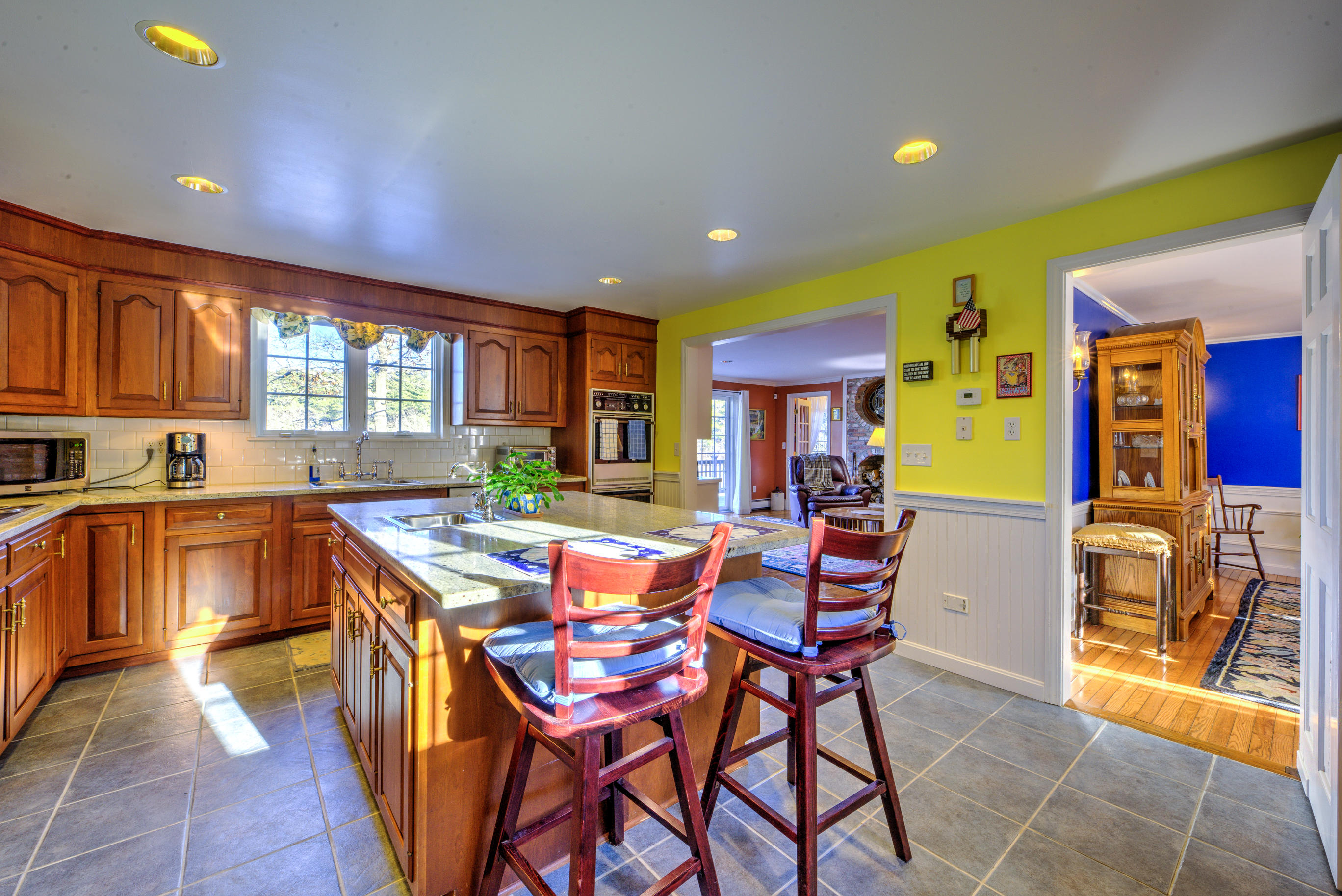 558 Lumbert Mill Road Centerville, MA 02632 - Photo 9 of 33 K with view to DR and FR