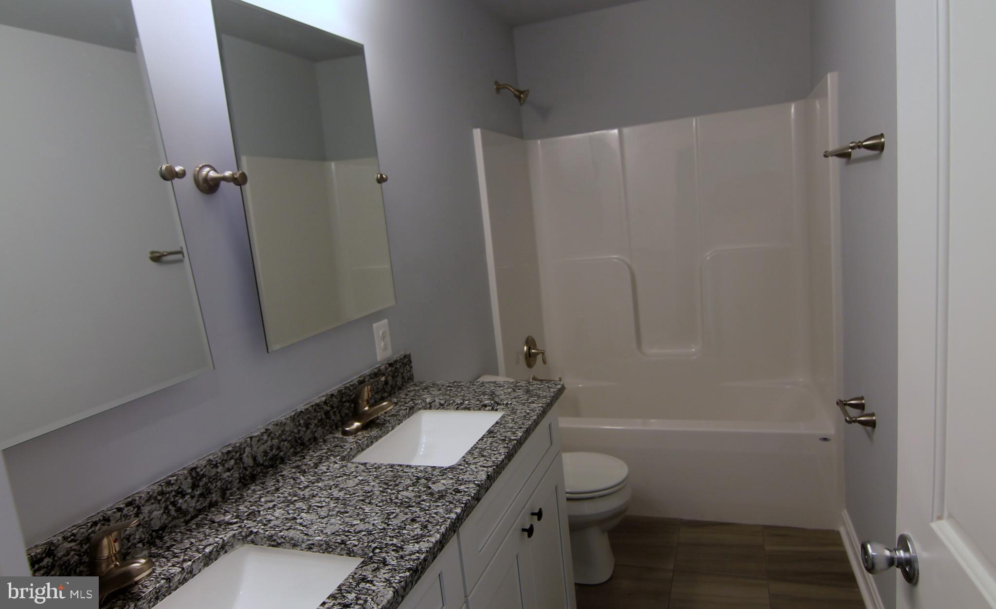 28846 Three Notch Road Mechanicsville, MD 20659 - Photo 20 of 27 Hall Bath