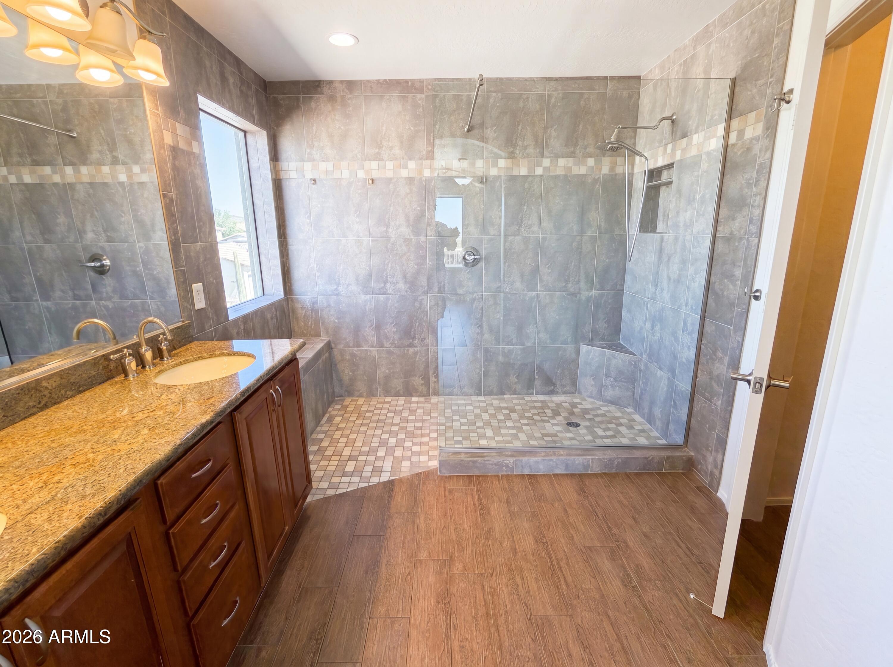 2513 West Florentine Road Phoenix, AZ 85086 - Photo 31 of 38