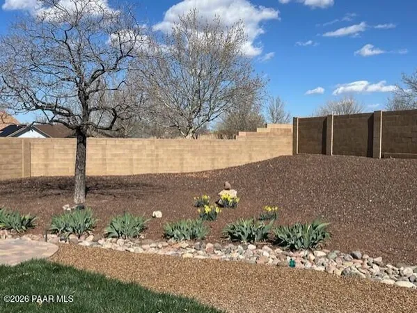 $519,900 | 414 La Paz Street, Prescott Valley, AZ 86327