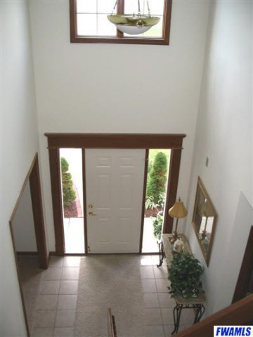 1727 Oakville Road Fort Wayne, IN 46818 - Photo 2 of 12 Gallery Image 2