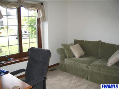 1727 Oakville Road Fort Wayne, IN 46818 - Photo 6 of 12 Gallery Image 6