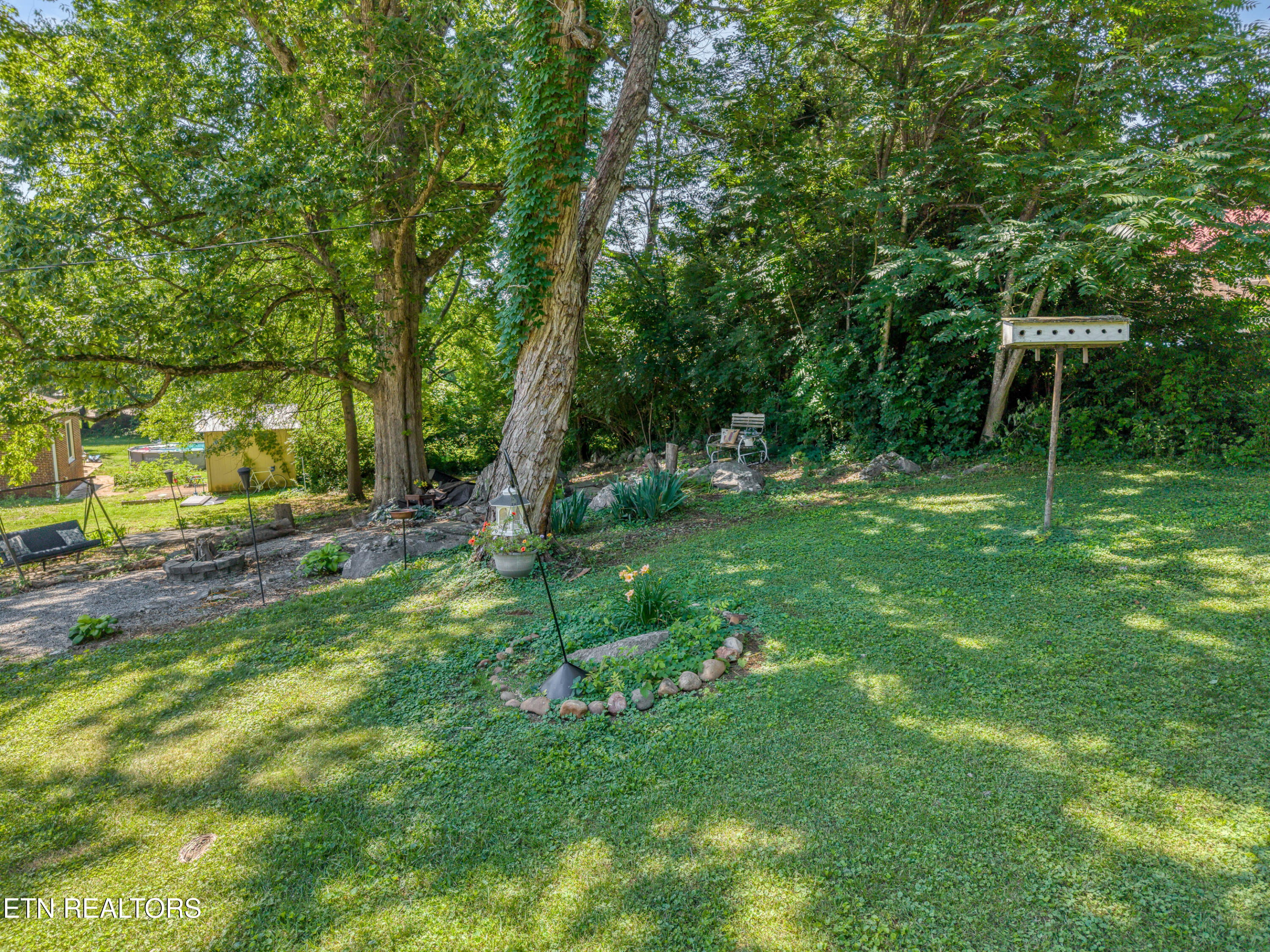 403 Rose Avenue Alcoa, TN 37701 - Photo 25 of 29 DJI_20260603113727_0182_D_9-2