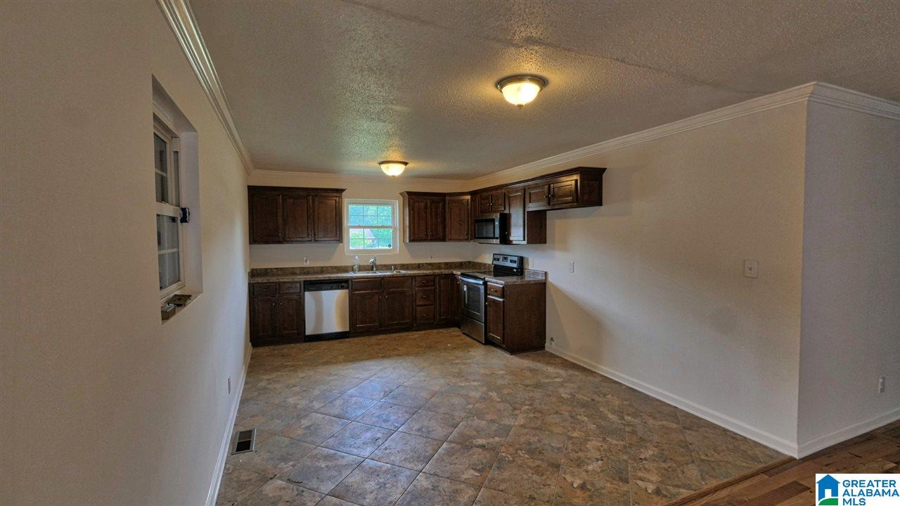 2512 Friendship Road Oxford, AL 36203 - Photo 5 of 21
