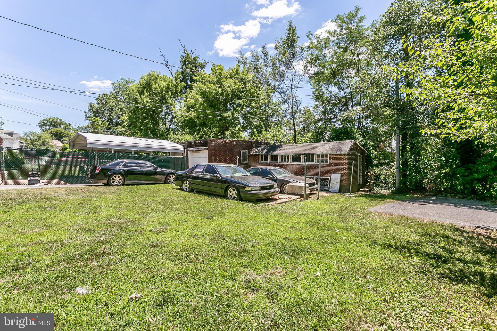 4205 Wentworth Road Baltimore, MD 21207 - Photo 23 of 33 Tons of yard space
