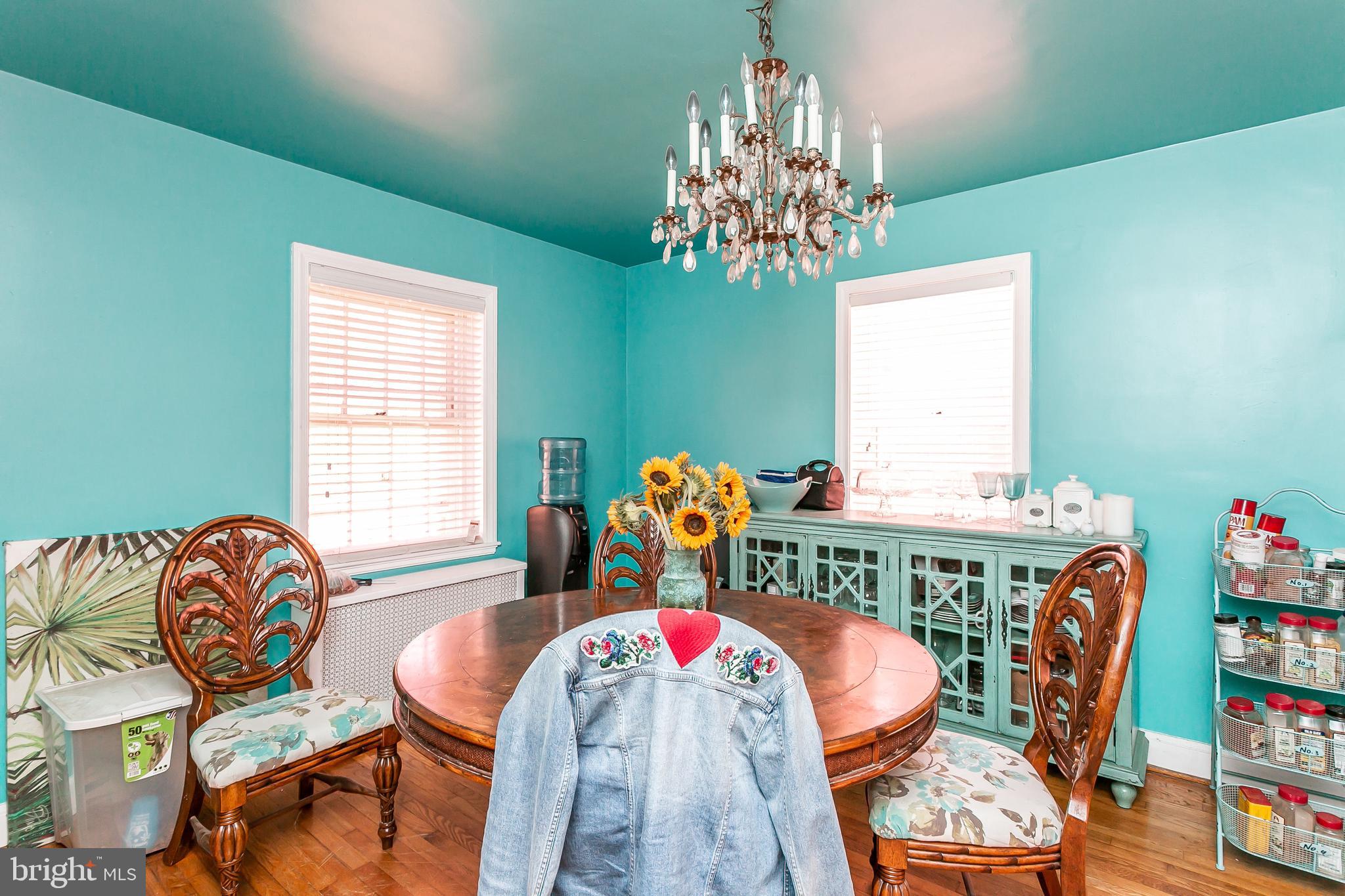 4205 Wentworth Road Baltimore, MD 21207 - Photo 6 of 33 Dining area