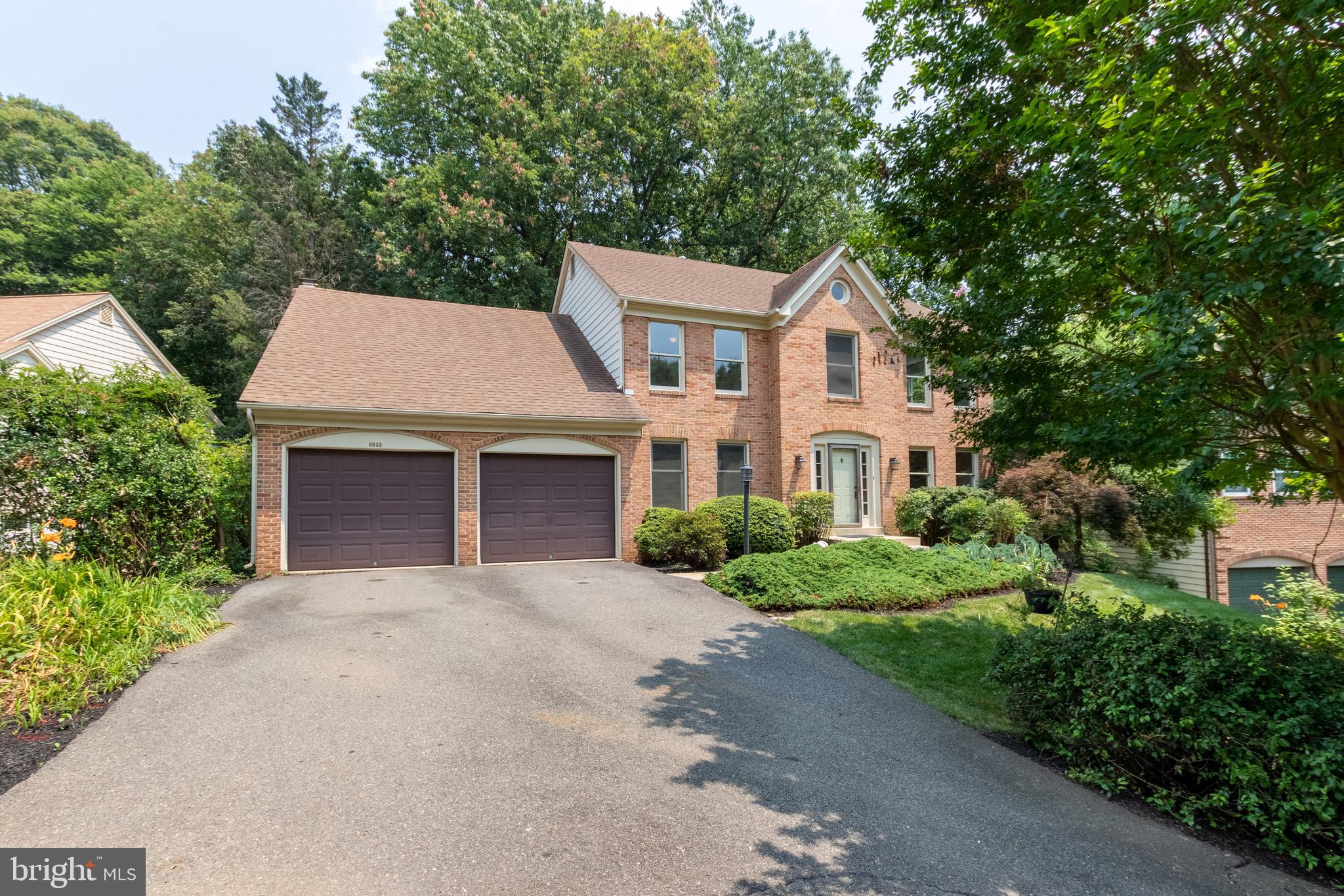 6835 Camus Place Springfield, VA 22152 - Photo 2 of 48 Gallery Image 2
