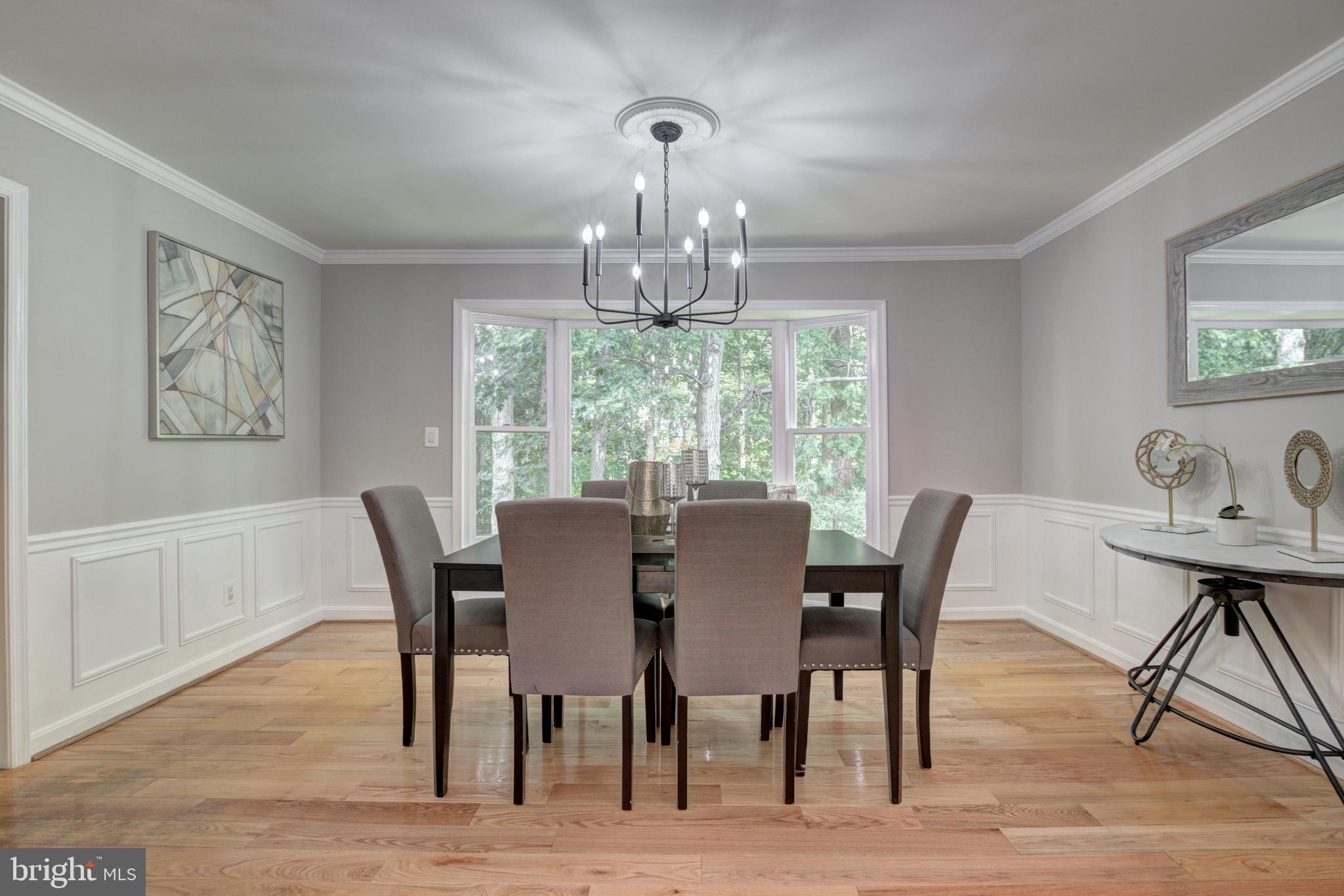 6835 Camus Place Springfield, VA 22152 - Photo 4 of 48 Gallery Image 4