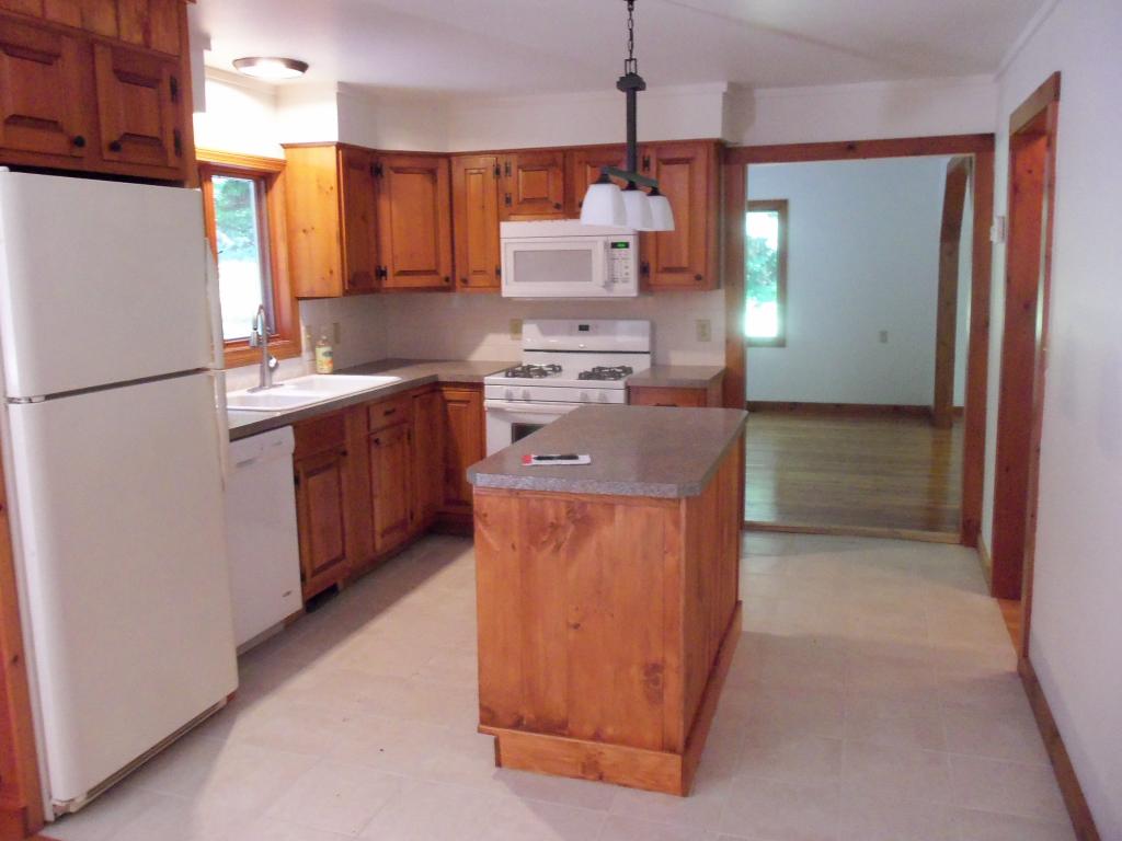 165 Newfane Hill Road Newfane, VT 05345 - Photo 4 of 11