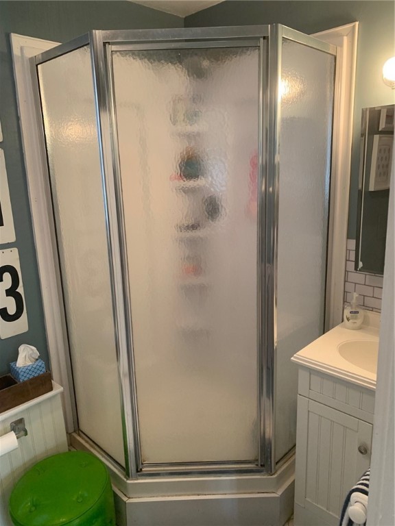 28 Bacheller Street Newport, RI 02840 - Photo 11 of 13