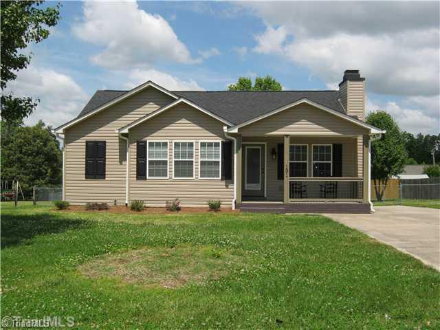 131 Payne Road Thomasville, NC 27360 - Photo 1 of 9 Exterior Front.