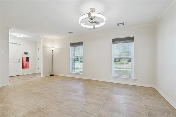 $335,000 | 3321 Cannes Place, Kenner, LA 70065