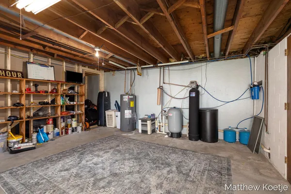 $350,000 | 4405 Chippewa Trail, Fremont, MI 49412