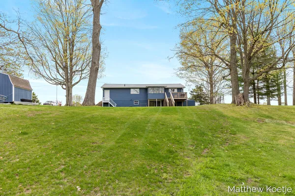 $350,000 | 4405 Chippewa Trail, Fremont, MI 49412