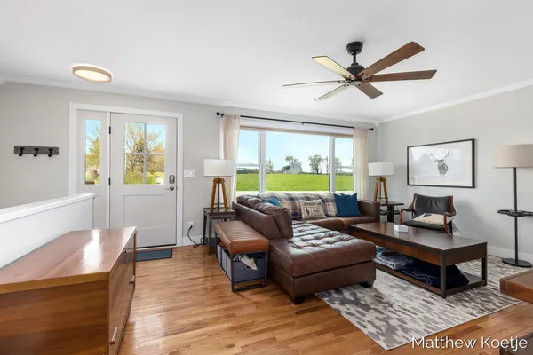 $350,000 | 4405 Chippewa Trail, Fremont, MI 49412