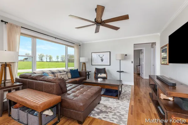 $350,000 | 4405 Chippewa Trail, Fremont, MI 49412