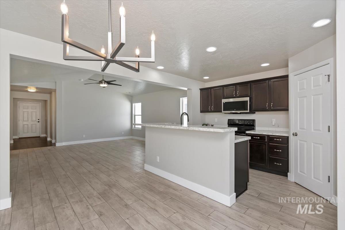 4323 Bainbridge Street Caldwell, ID 83607 - Photo 31 of 50