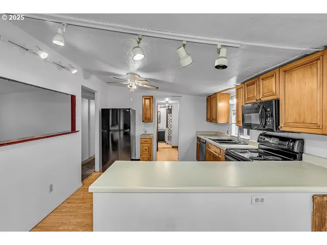 $25,000 | 4882 Lancaster Drive, Unit 127, Salem, OR 97305