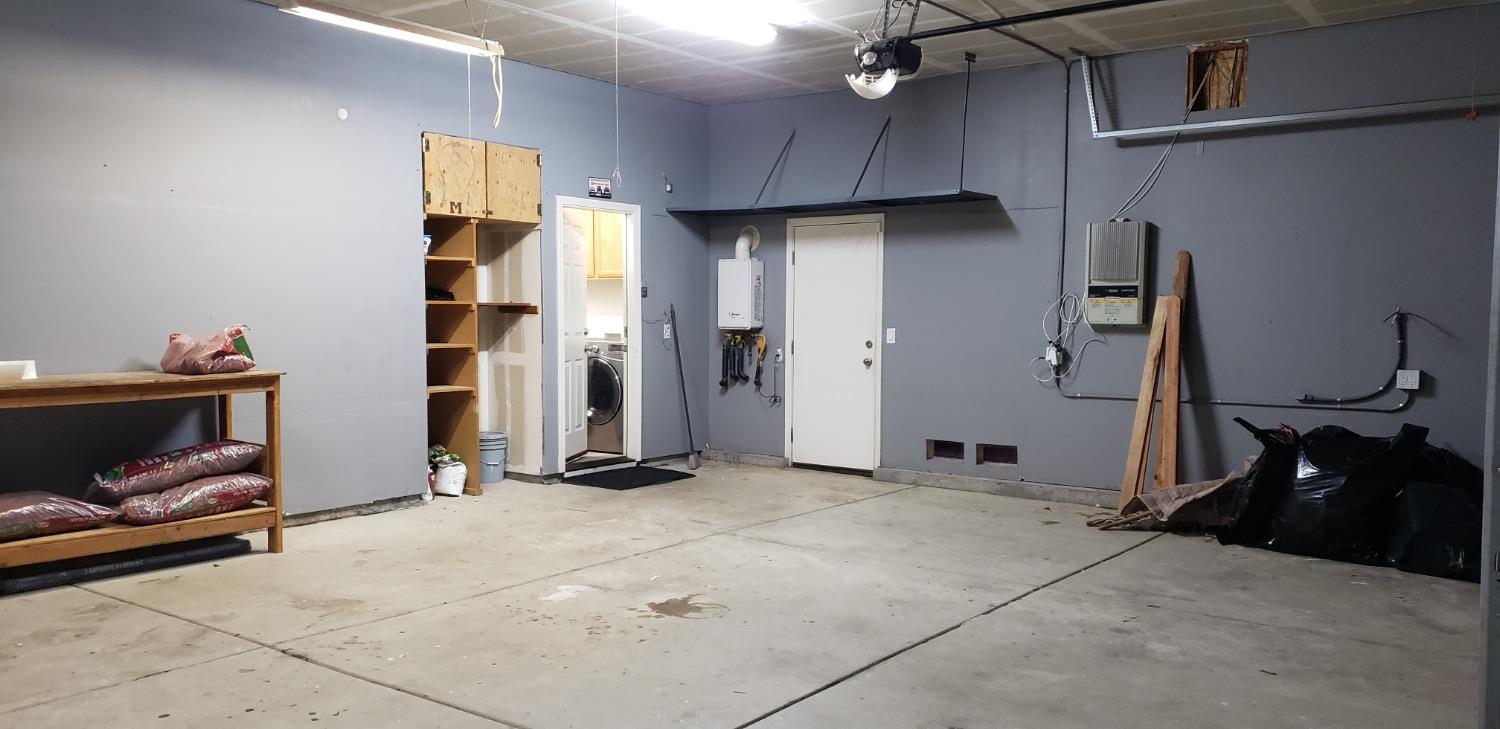 10726 Irene Way Live Oak, CA 95953 - Photo 42 of 50 a view of an empty room with closet and a window