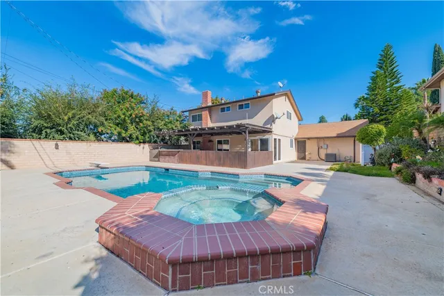 $1,038,888 | 423 Canoe Cove Drive, Diamond Bar, CA 91765