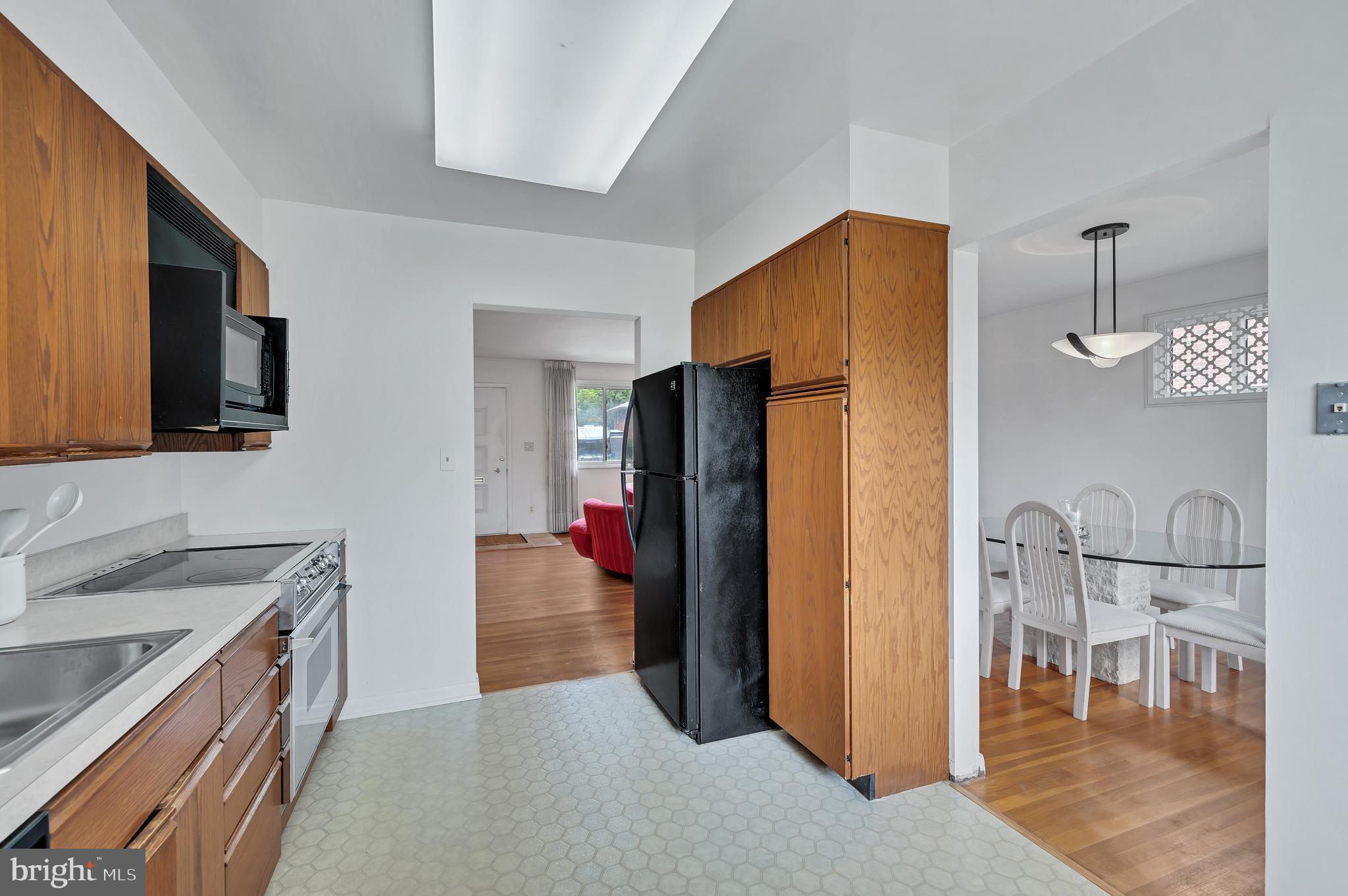 10305 Conover Drive Silver Spring, MD 20902 - Photo 15 of 32 Gallery Image 15