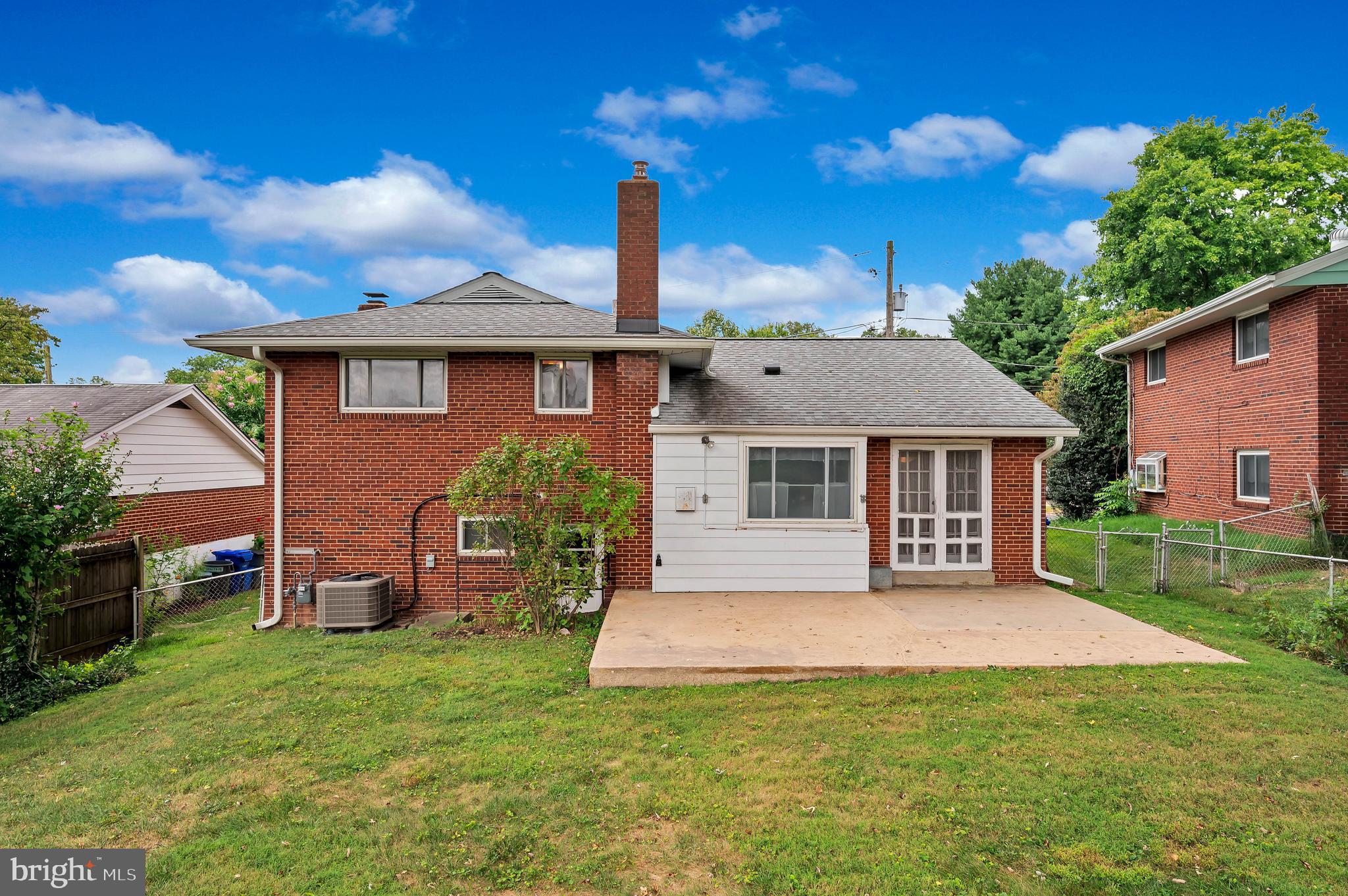 10305 Conover Drive Silver Spring, MD 20902 - Photo 7 of 32 Gallery Image 7
