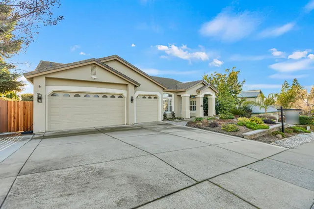 $960,000 | 3180 Woodleigh Lane, Cameron Park, CA 95682