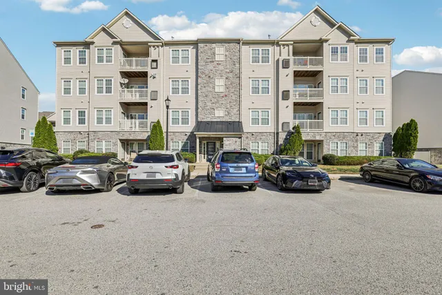 $202,900 | 5303 Wyndholme Circle, Unit 103, Baltimore, MD 21229