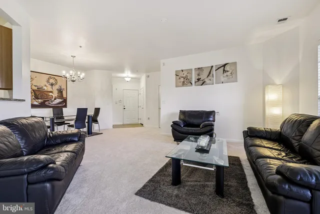 $202,900 | 5303 Wyndholme Circle, Unit 103, Baltimore, MD 21229