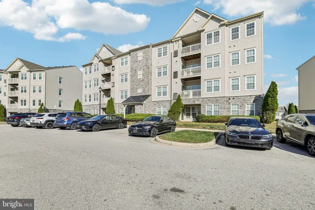 $202,900 | 5303 Wyndholme Circle, Unit 103, Baltimore, MD 21229