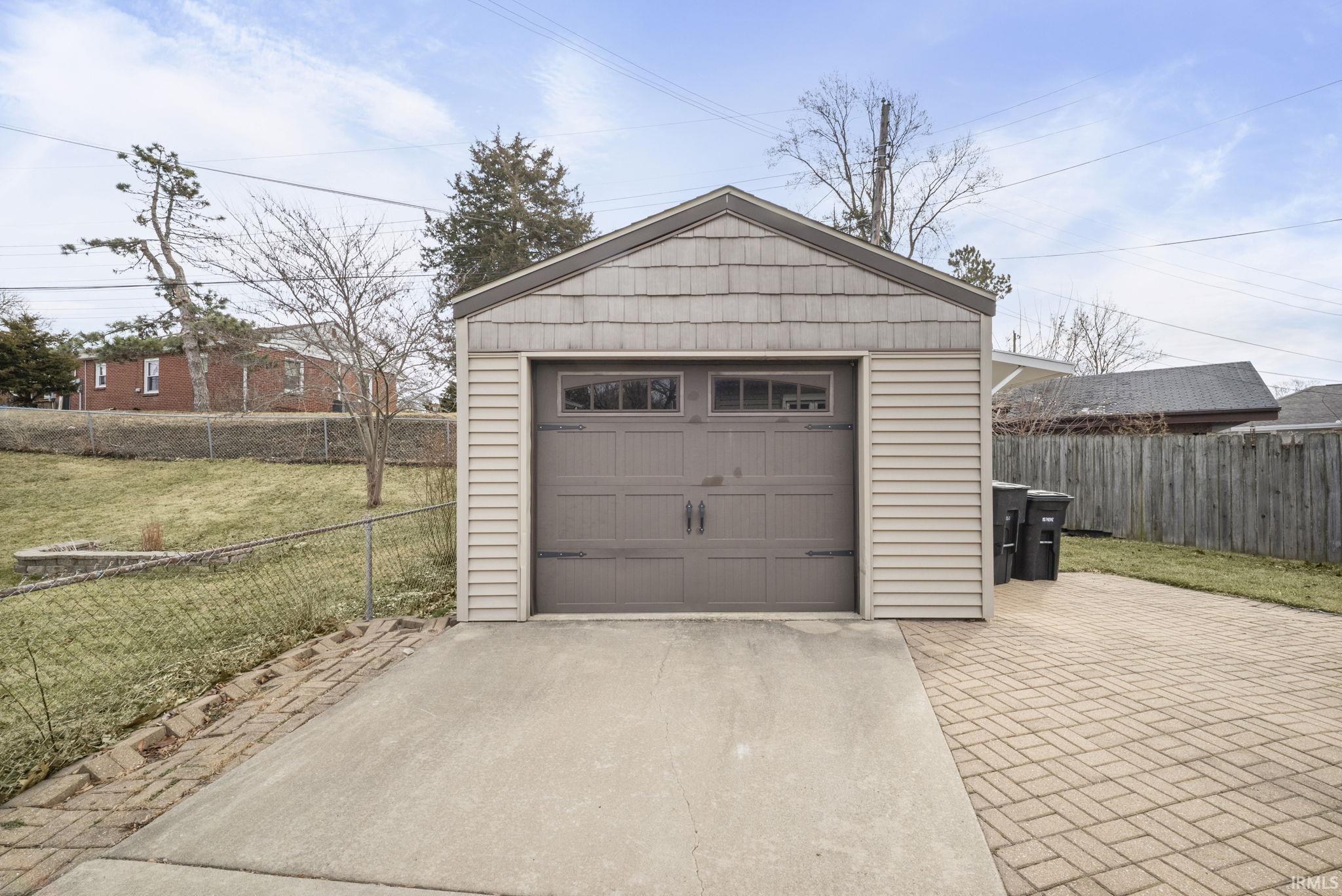 1300 Ridgeway Avenue Lafayette, IN 47904 - Photo 5 of 20 Gallery Image 5