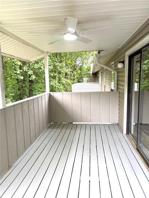 504 Wynnes Ridge Circle Southeast Marietta, GA 30067 - Photo 9 of 22