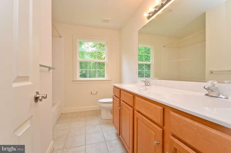 15900 Tanyard Road Upper Marlboro, MD 20772 - Photo 17 of 29 Bath