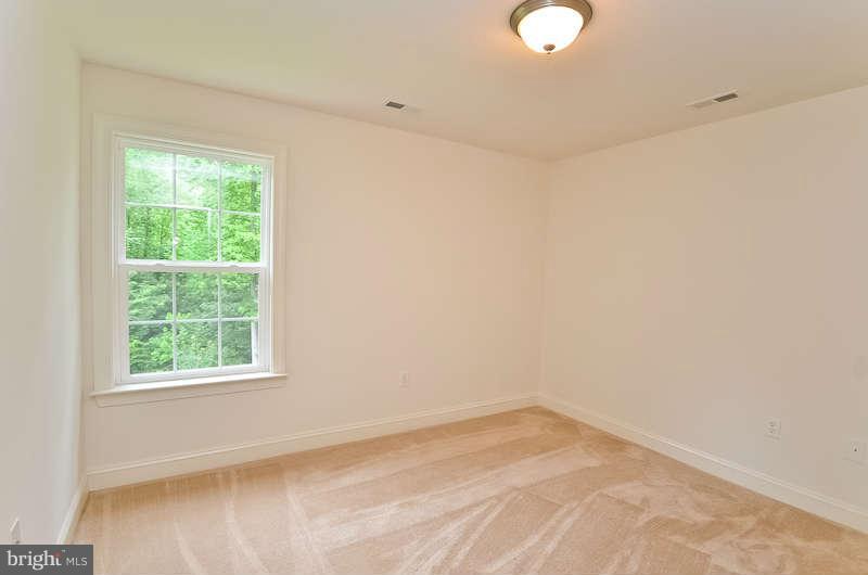 15900 Tanyard Road Upper Marlboro, MD 20772 - Photo 20 of 29 Bedroom