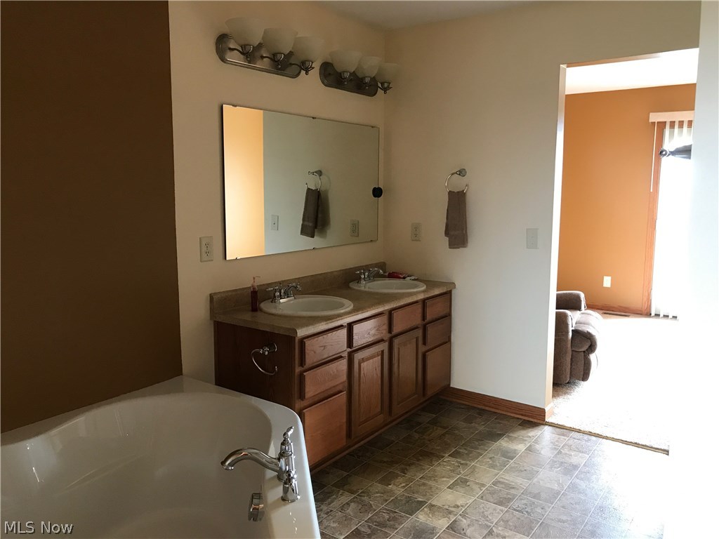 36524 Flat Rock Road Barnesville, OH 43713 - Photo 17 of 35 Gallery Image 17