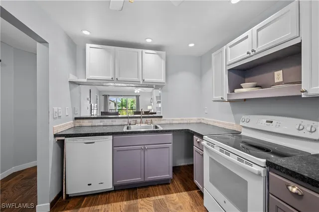 $199,000 | 9315 Central Park Drive, Unit 201, Fort Myers, FL 33919