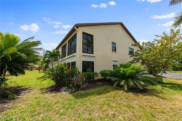 $199,000 | 9315 Central Park Drive, Unit 201, Fort Myers, FL 33919