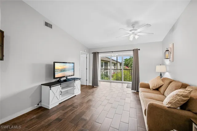 $199,000 | 9315 Central Park Drive, Unit 201, Fort Myers, FL 33919