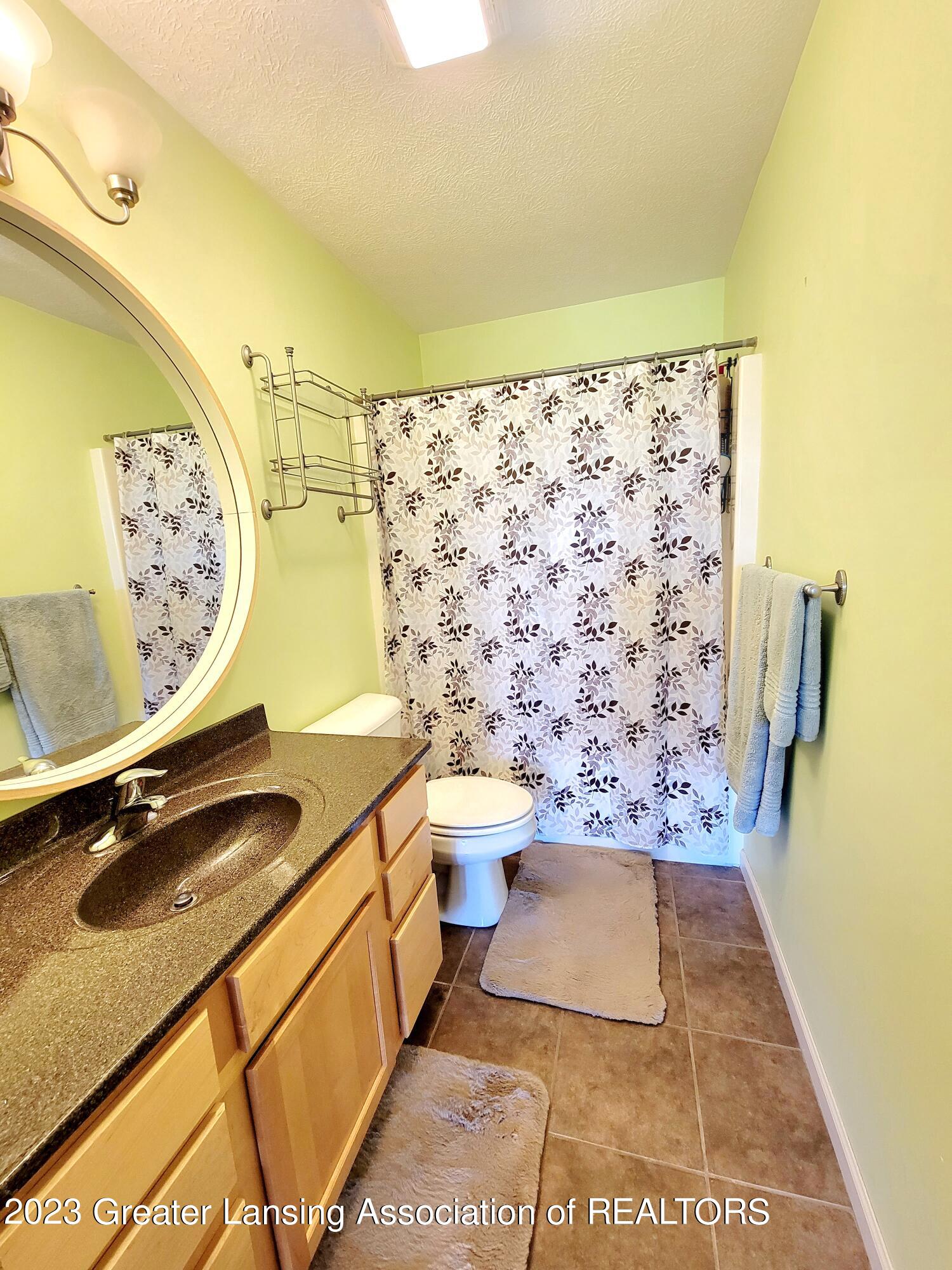 11320 West Clark Road Eagle, MI 48822 - Photo 33 of 57 20230816_135915 - Copy