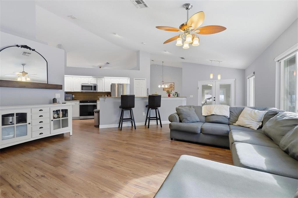 345 Ruth Jennings Drive DeBary, FL 32713 - Photo 15 of 57