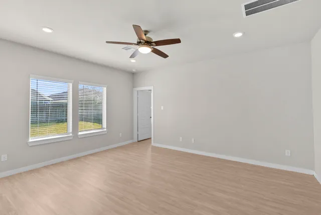 $2,500 | 1203 Lancer Leap Drive, Alvin, TX 77511