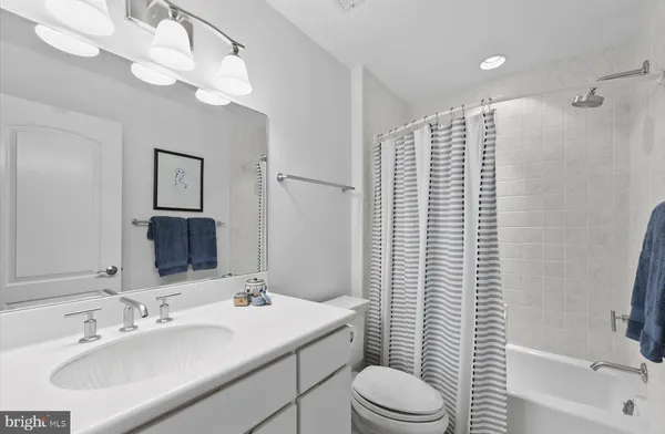 $2,599,000 | 14 Fillingame Way, Rehoboth Beach, DE 19971