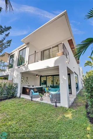 $1,475,000 | 1238 Northeast 17th Avenue, Unit 2, Fort Lauderdale, FL 33304