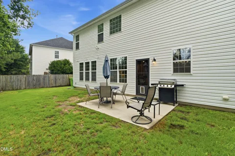 $450,000 | 6220 Amber Bluffs Crescent, Raleigh, NC 27616