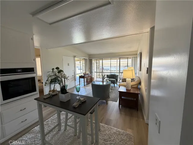 $349,000 | 1600 Northwood Road, Unit 275E, Seal Beach, CA 90740